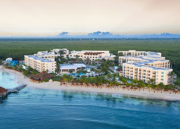 Resort Dreams & (adults Only)