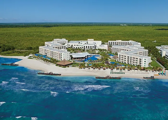 Resort Dreams & (adults Only)