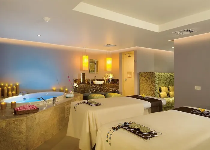 Dreams & (adults Only) Resort